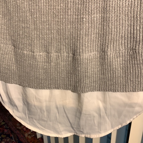 VERA WANG SWEATER - Picture 6 of 9